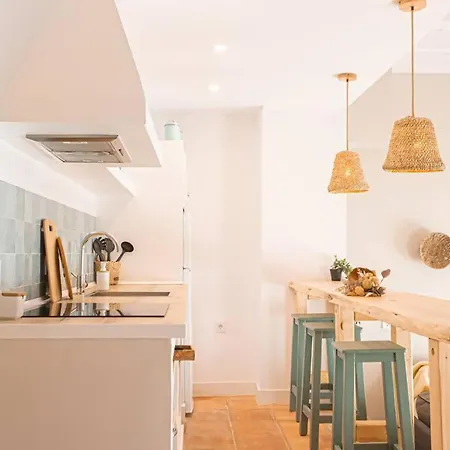 Alya Parking Incluido סיירה נבדה